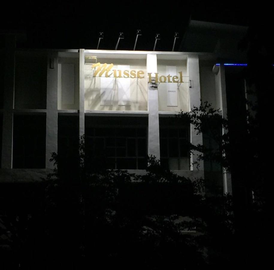Musse Hotel Cyber Dzsaja Kültér fotó